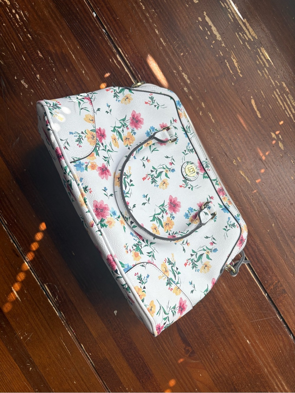 Liz Claiborne Cream Floral Dome Satchel with Multicolor Blooms - Picture 5 of 8